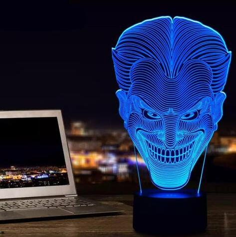 Lampe LED 3D USB Multicolore Tête de Joker -  - 1