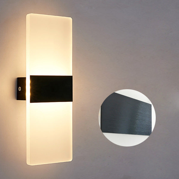 Applique LED Élégante pour Chevet - Luminaire Mural Contemporain -  - 1