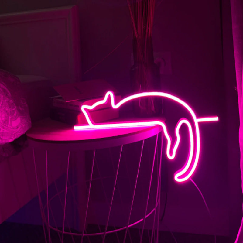 Néon Lumineux Suspendu en Forme de Chat - Éclairez Votre Chambre avec Style - NeonMagic✨ néons sur mesure
