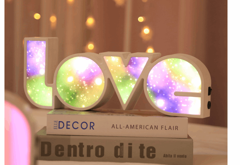 Lampe personnalisée LED sur mesure 'Love'- Ajoutez une touche d'amour - NeonMagic✨