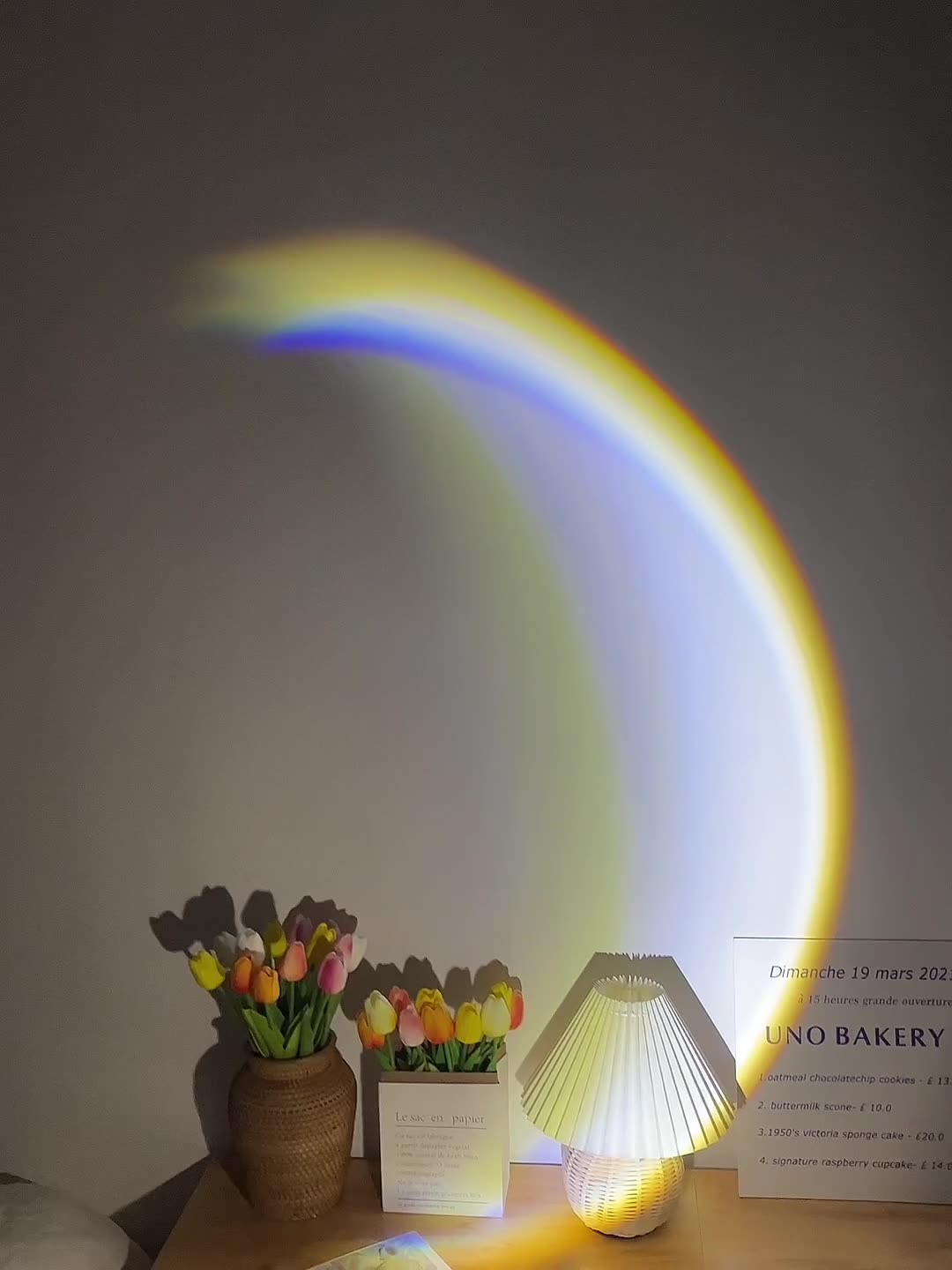 Lampe décorative LED pour chambre - projection de lune - NeonMagic✨
